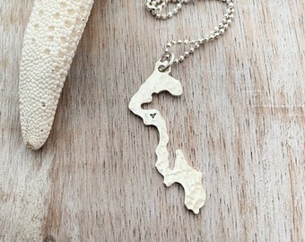 Whidbey Island Necklace - outline of WI Washington State 925 sterling - Hometown jewelry - personalized heart location