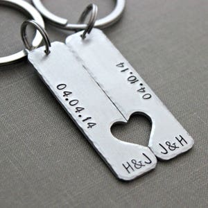 Keychain Set Couples Key Chains Connecting Heart Silver Tone Aluminum  Personalized Initials and Date Customized Gift for Him 
