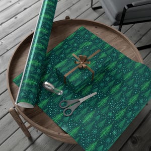 Carta da regalo, Verde albero di Natale, Fiocchi di neve, Finitura opaca e satinata, Decorazioni natalizie, Carta da regalo personalizzata, Festiva, Personalizzata