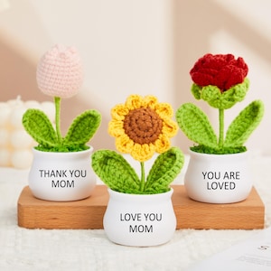 Mom Gift Box Personalized Gifts for Mom from Kids,Son,or Daughter Crochet Flowers Gift for Mom,Step Mom Mother&#39;s Day,Birthday Gifts for Her