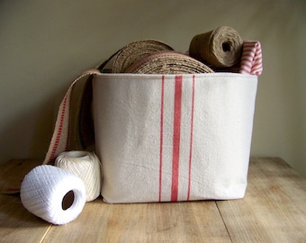 Hand-Painted Grainsack Basket: Sturdy home organization