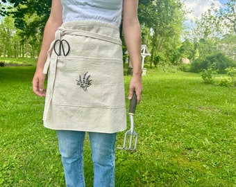 Embroidered Lavender Canvas Gardening Apron: Heavy Duty Outdoor Apron