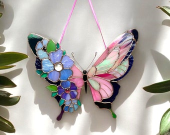Butterfly stained glass window hangings / Gifts for grandma / Butterfly ornament / Stained glass flowers / Modern stained glass / Yard art