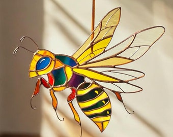 Wasp custom stained glass window hangings / Glass wall art / Best friend gift / Stained glass suncatcher / Garden decoration
