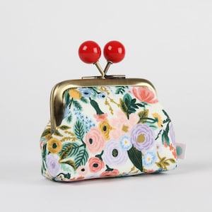 Metal frame coin purse with color bobbles - Petite garden party ivory - Color mum / Rifle Paper /  kisslock fabric wallet / red flowers