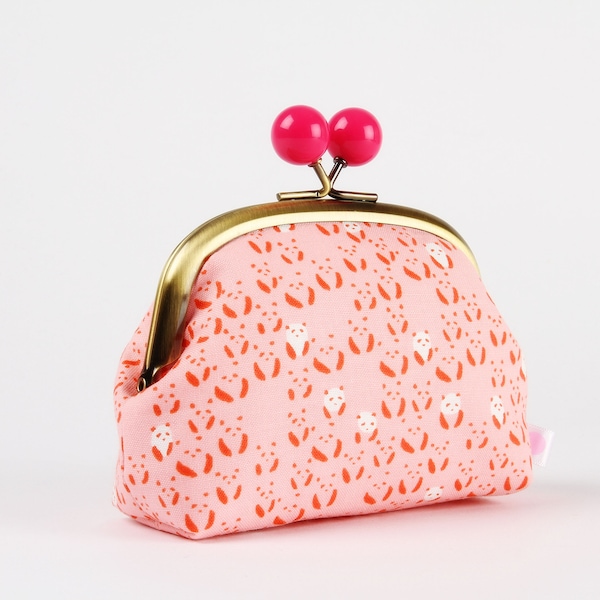 Metal frame coin purse with color bobbles - Panda bebe in pink - Color smile / Kisslock fabric wallet / Sarah Watts