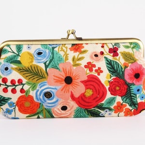 Frame purse with two sections - Garden party canvas in pink - Wowlet / Kisslock fabric wallet / Rifle Paper Co / Red blue flowers