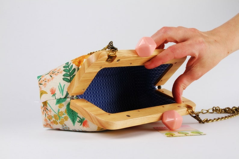 Wooden frame clutch bag with chain strap Botanical floral in natural Color wooden trip purse / Rifle Paper / Fabric crossbody bag image 5