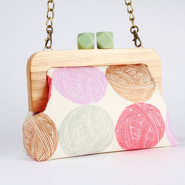 Wooden frame clutch bag with chain strap - Wound Up canvas in natural  - Color wooden trip purse / Kisslock handbag Clasp clutch