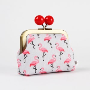 Metal frame coin purse with color bobble - Flamingo in gray - Color dad / Tropical bird / Kisslock fabric wallet / pink