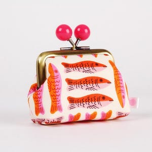 Metal frame coin purse with color bobbles - Sardines pink - Color mum / Kiss lock fabric wallet / Ruby Star Society