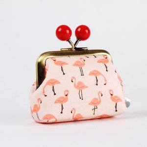 Metal frame coin purse with color bobbles - Flamingo on pink - Color mum / Kisslock fabric wallet / pink red tropical birds