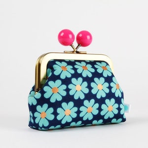 Metal frame coin purse with color bobble - Heart flowers in navy - Color dad / Japanese fabric / kisslock change pouch / Clasp wallet