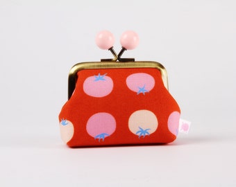 Metal frame coin purse with color bobbles - Tomato in pecan - Color mum / Kim Kight / Kiss lock fabric wallet / pink blue tomatoes