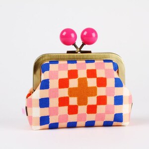 Metal frame coin purse with color bobble - Granny square in dahlia - Color dad / Kisslock fabric wallet / Alexia Abegg / pink red blue