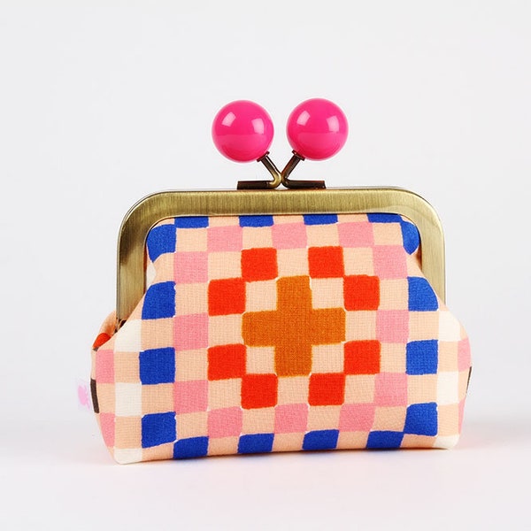 Metal frame coin purse with color bobble - Granny square in dahlia - Color dad / Kisslock fabric wallet / Alexia Abegg / pink red blue