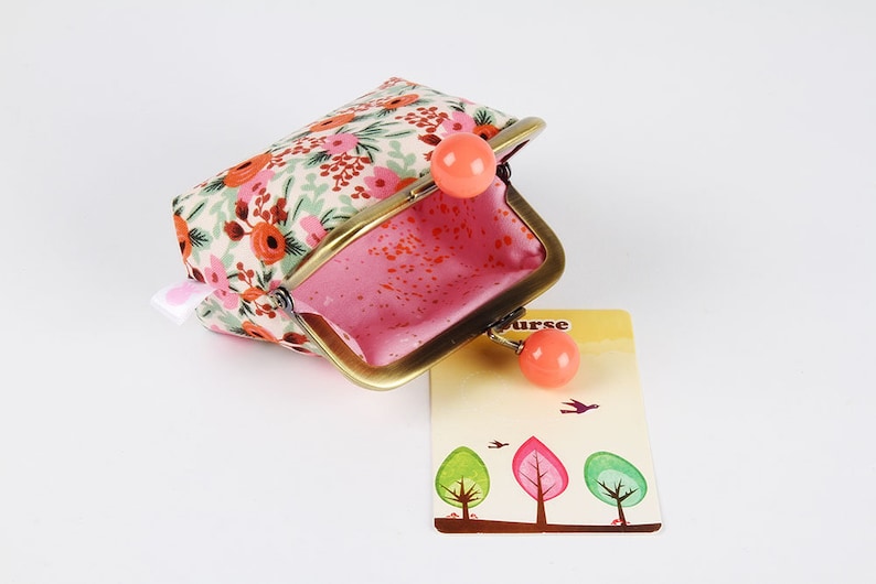 Color mum japanese fabric Cotton and Steel Kisslock change pouch Metal frame coin purse with color bobbles Rosa blush