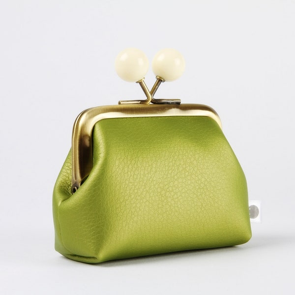 Metal frame coin purse with color bobbles - Pearly olive green - Color mum in textured faux leather / Kisslock wallet