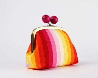 Metal frame clutch bag - Sunny stripes - Color wooden bobble purse / Kisslock fabric purse / Rainbow patchwork purse