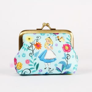 Small metal frame change purse - Alices and the flowers on light blue - Big aunty / Korean fabric / Kisslock fabric wallet
