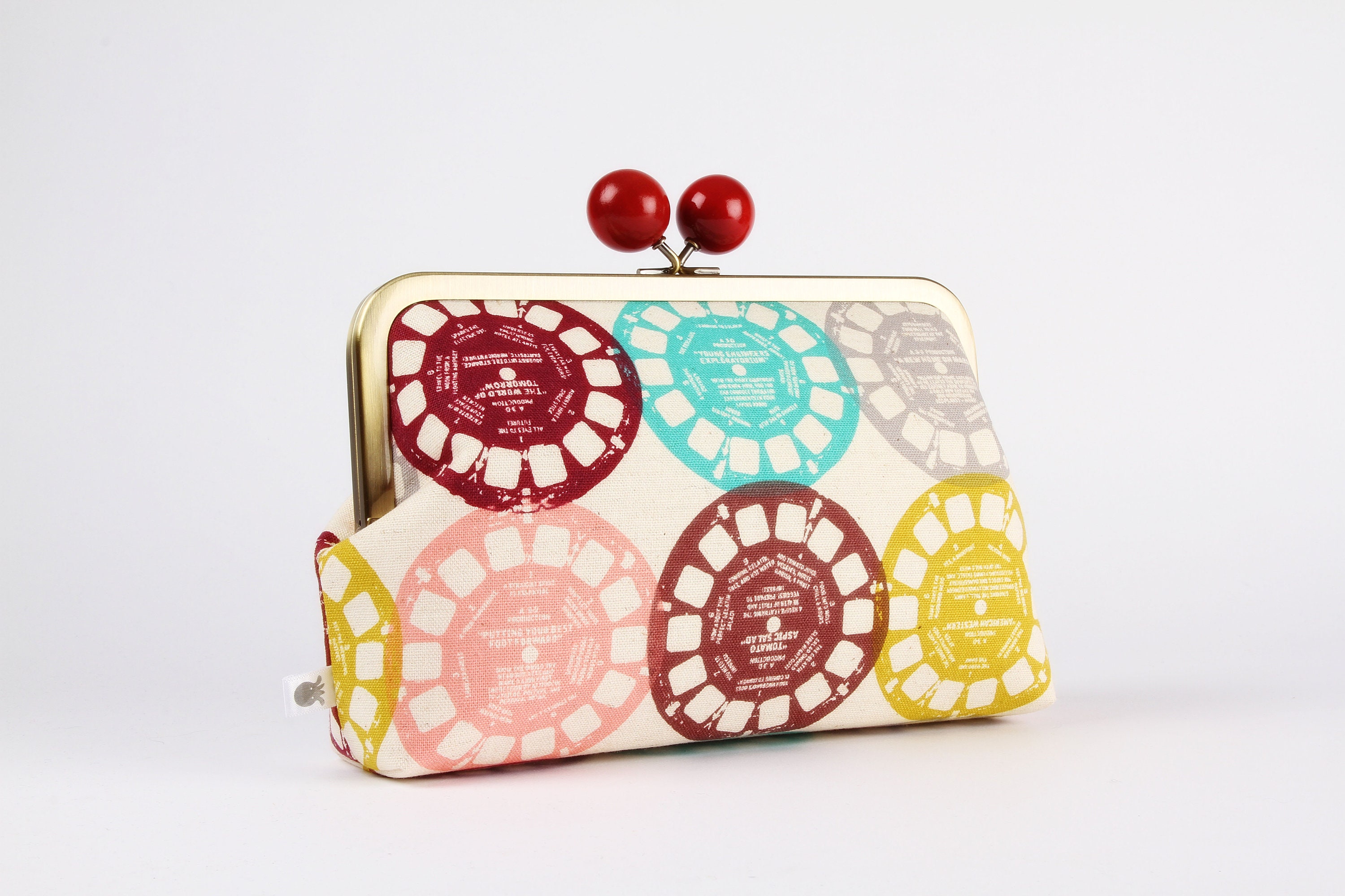 Metal Frame Bag With Shoulder Strap - Viewfinder in Pastel