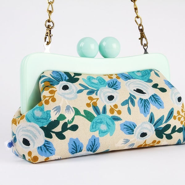 Resin frame clutch bag with chain strap - Rosa in blue unbleached canvas - Awesome purse / Rifle paper fabric / Green yellow blue flower