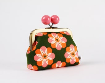 Metal frame coin purse with color bobble - Cherry blossom in green - Color dad / Kisslock fabric wallet / Jen Hewett / khaki orange