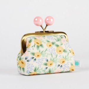Metal frame coin purse with color bobbles - Rosa cream blue - Color mum / Rifle Paper / Kisslock fabric wallet / Easter