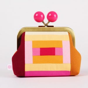 Metal frame coin purse with color bobble - Patchwork Courthouse steps - Color dad / Kisslock fabric wallet / One of a kind