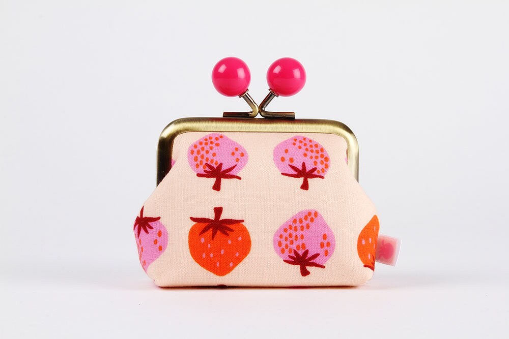 小物 B.B. LITTELE PICTURE BOOK & COIN PURSE Amazon.com: Brisa 4pcs Silicone Penguin Coin Purse Portable