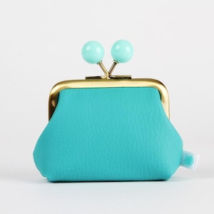 Metal frame coin purse with color bobbles - Seafoam green - Color mum in textured faux leather / Kisslock wallet