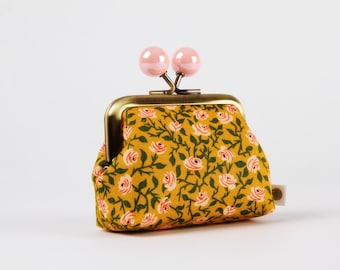 Metal frame coin purse with color bobbles - Brambling rose in cactus - Color mum / Kiss lock fabric wallet