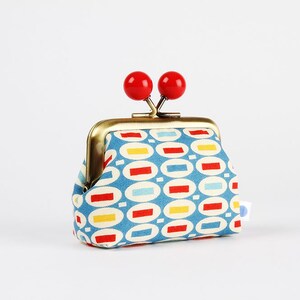 Metal frame coin purse with color bobbles - Peas in blue - Color mum / Kisslock fabric wallet / red yellow blue geometric peas