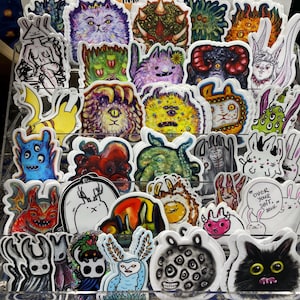 BULK VINYL STICKERS, 5 for 20 Assortiment, Monsters, Bunnies, Blupees, Octopus, Bowser, Godzilla Cthulhu Sticker, Kätzchen, Monster, Unikat