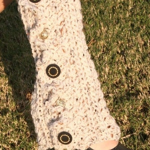 CROCHET PATTERN Vintage Style Leg Warmers with Buttons and Ruffle image 3