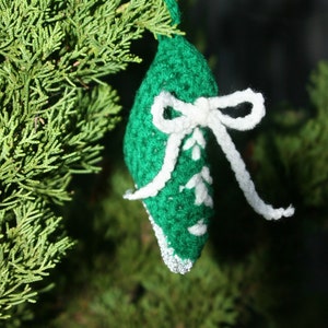 CROCHET PATTERN Ice Skate Christmas Ornament image 2