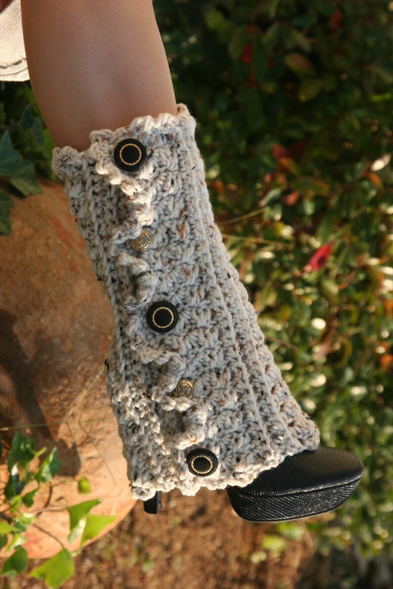 CROCHET PATTERN Vintage Style Leg Warmers with Buttons and Ruffle image 2