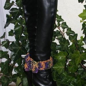 CROCHET PATTERN - The Mini ---- Boot Bands ---  Makes up Super QUICK  for a lovely last minute Gift