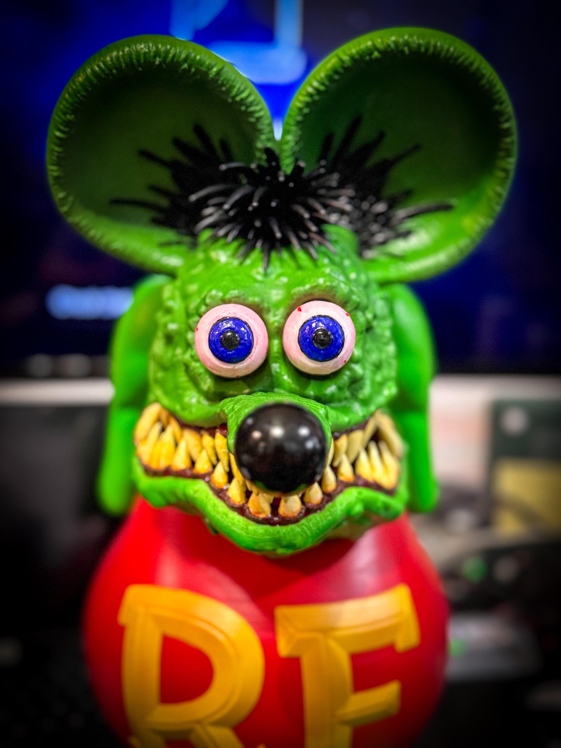 RAT FINK キャラクター フィギュア　入手困難　激レア　招きratfink RAT FINK（ラットフィンク） フィギュア 蓄光タイプ 特大 貯金箱