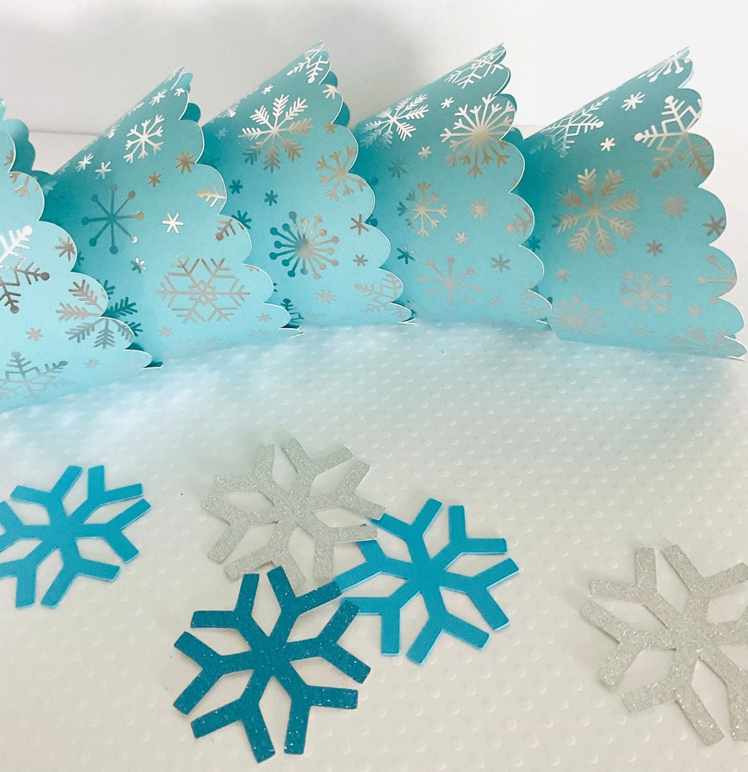 Princess Snowflake Cupcake Wrappers Turquoise With Silver Foil ...