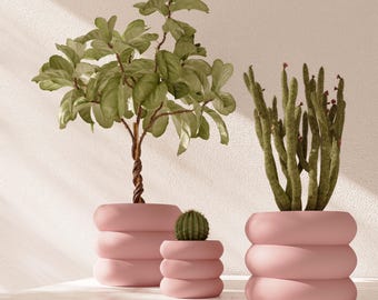 Pink 'Versailles' Indoor Planter Pot: Eco-Friendly Sustainable Plastic