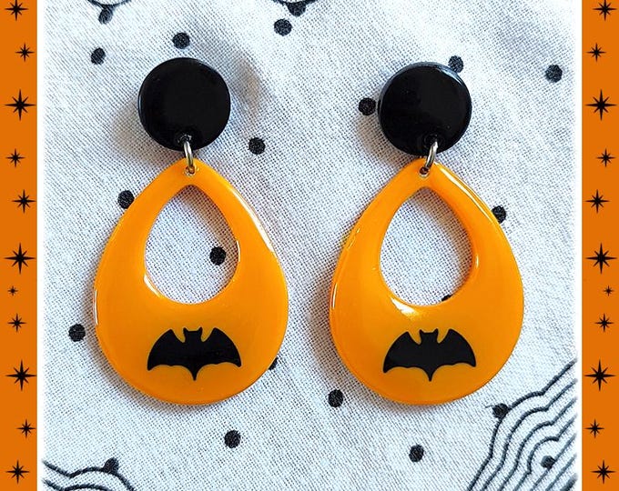 60s Bat Drop - Earrings - Bats Hoops Earrings - Halloween Earrings - Halloween Jewelry - Retro Halloween - Bats Jewelry - Glitter Paradise®
