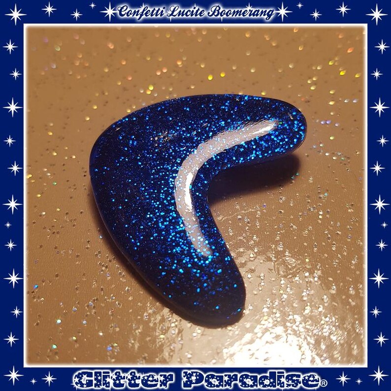 Atomic Boomerang Brooch: Mid-Century Modern Glitter Lucite Pin Navy Blue