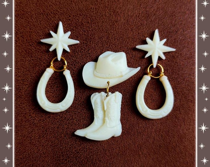 Born to Yeehaw! - Set - Cowboy Hat - Cowboy Boots - Cowgirl Jewelry - Cowgirl Fashion - Cowboy Brooch - 50s Cowboy  - Glitter Paradise®