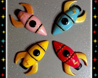 Retro Rocket Ship Brooch: 50s Atomic Space Jewelry