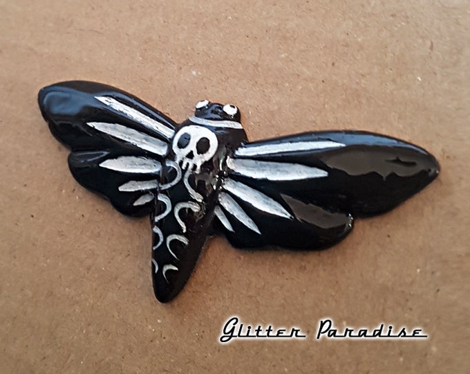 Skull Moth - Brooch - Death Skull Moth - Silence of the Lambs - Spilosoma Lubricipeda - Butterfly Moth - Death Moth - Glitter Paradise®