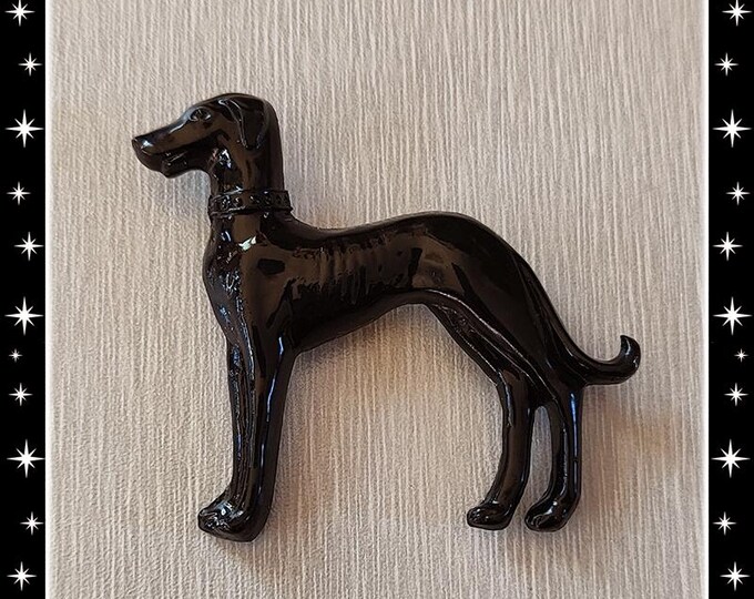 Chester The Pointer - Brooch - Racing Greyhound - Pointer Dog - Fakelite - Dog Brooch - 50s Novelty Brooch - Mid-Century - Glitter Paradise®