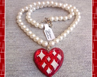 Lucite Sparkles Heart Red & White Pearls - Necklace - Confetti Lucite - Retro - Mid-Century Modern - Heart Necklace - Glitter Paradise®