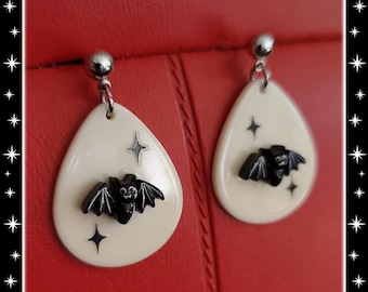 Baby Bat Drops - Earrings - Bat Earrings - Gothic Jewelry - Vampire Earrings - 50s Bats Jewelry - Gothic Lolita Jewelry - Glitter Paradise®