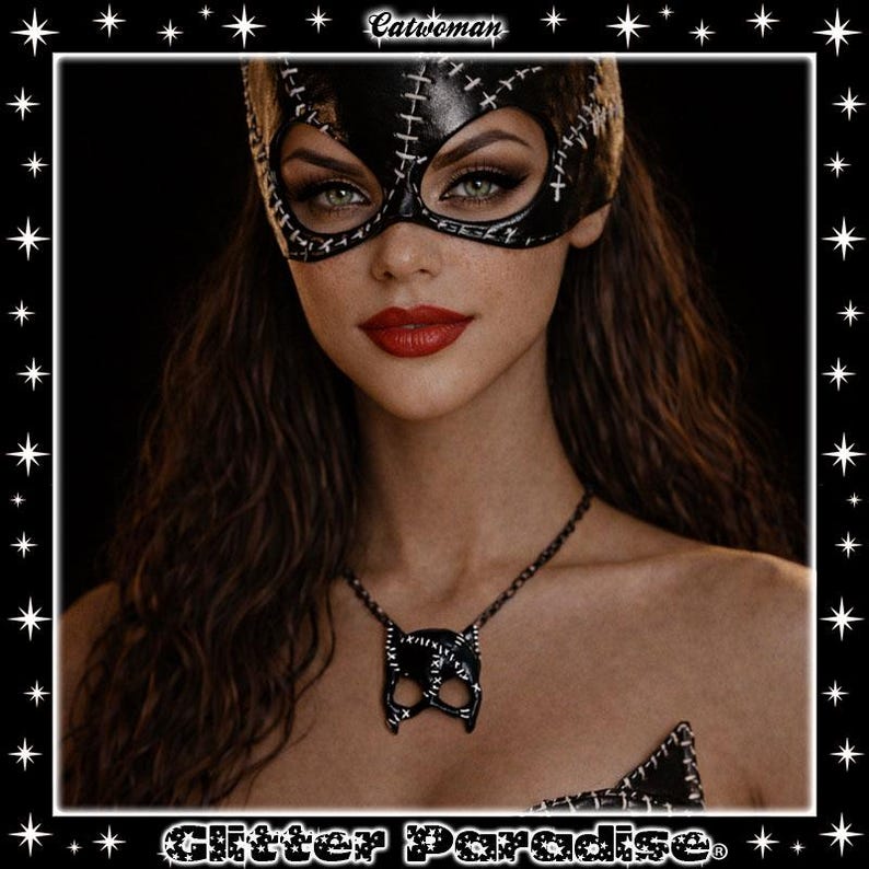 Catwoman Mask - Necklace - DC Comics - Selina Kyle - Outsiders - Tim Burton - DC Universe - Cat - Gotham City Sirens - Glitter Paradise® image 1